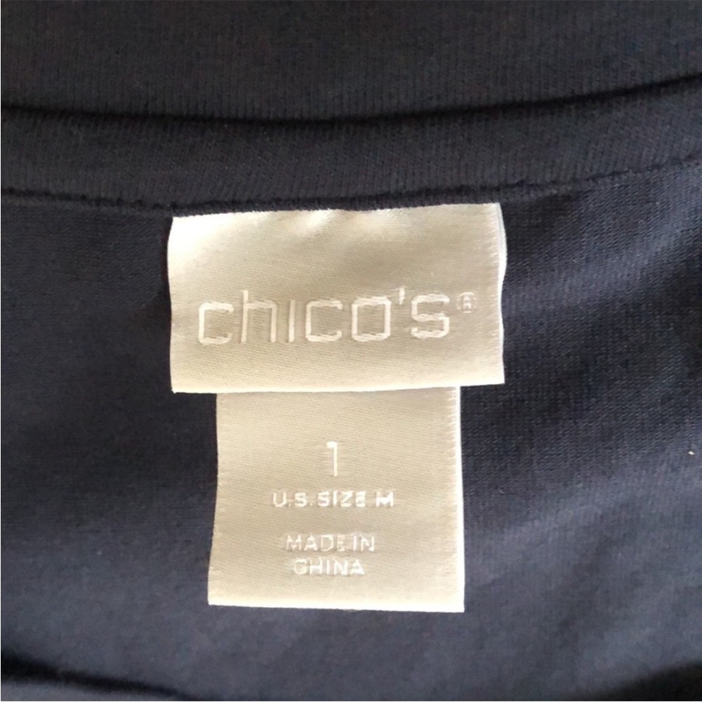 Chico’s Eyelet Puff Sleeve Knit Top | Classic Navy | Size 1 (M)- NWT - Picture 4 of 4